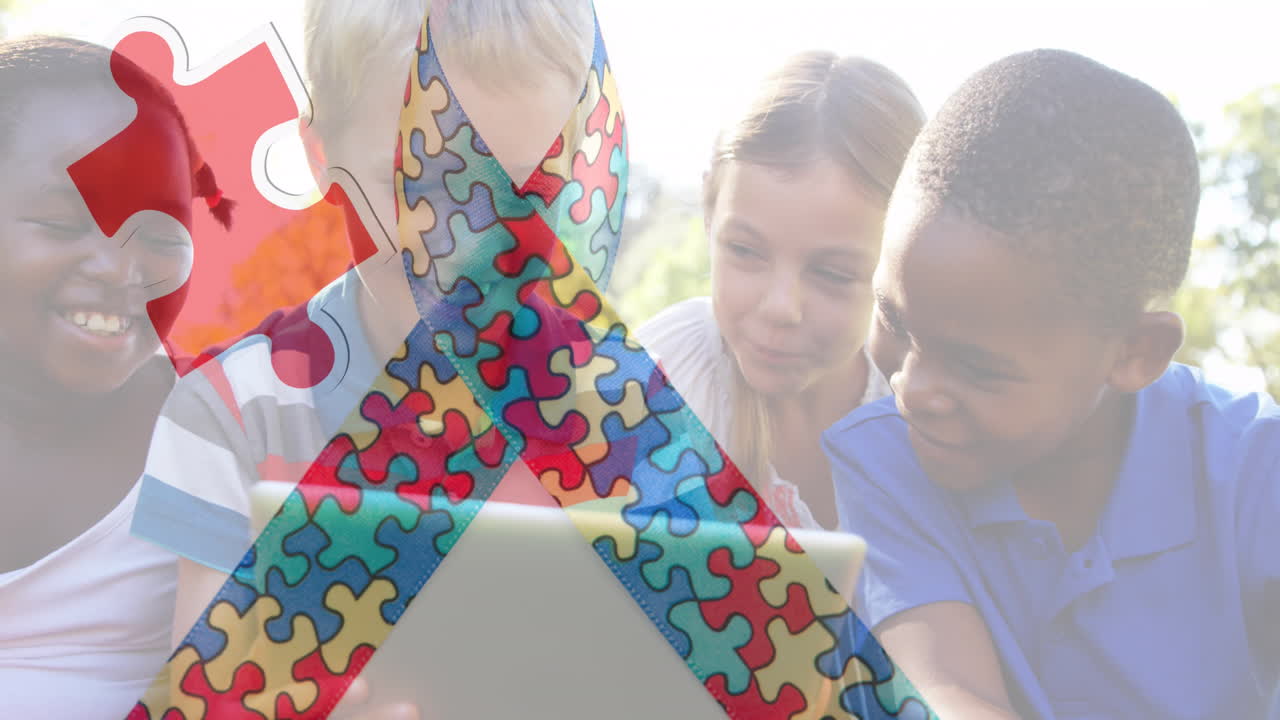 다채로운 퍼즐 조각의 애니메이션 리본 행복한 놀이 어린이 위에