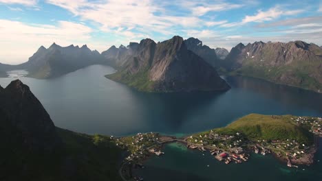 Imágenes-Aéreas-De-Las-Islas-Del-Archipiélago-Lofoten