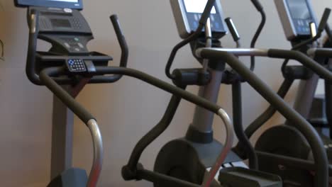 Exercise-equipment-in-the-studio