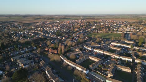 Imágenes-De-Drones-De-Haverhill-En-Cambridge-Sobre-El-Campo-Y-Las-Casas