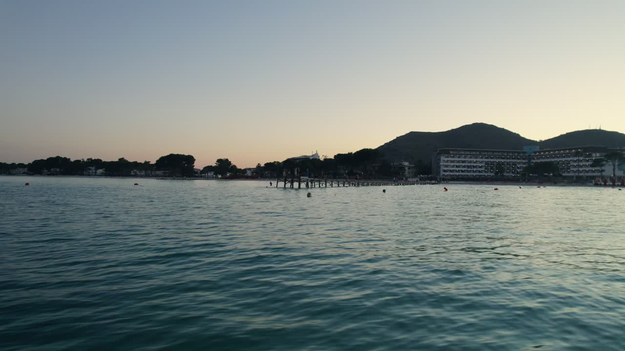 giro aereo: mare turchese, bellezza delle baleari. mallorca