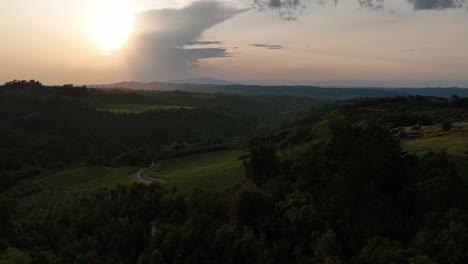 Hermosa-Puesta-De-Sol-En-Toscana,-Italia