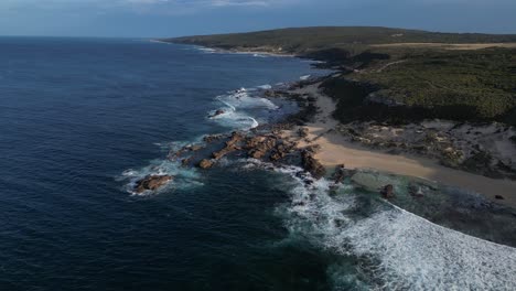 Panoramic-view-of-Margaret-River-coastline-and-Indian-Ocean,-Western-Australia,-aerial