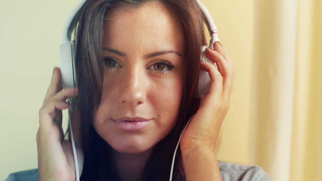 relajándome al ritmo de mis canciones favoritas