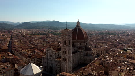 imagen aérea de la catedral de florencia y el duomo de firenze, italia