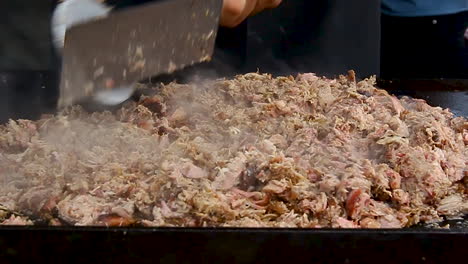 Bar-b-que-–-Barbecue_Pulled-Pork-Auf-Dem-Grill