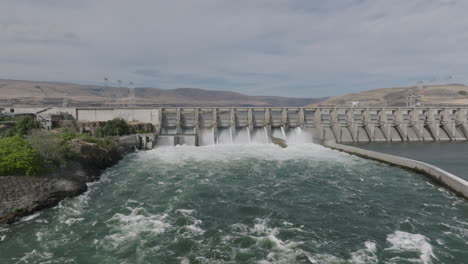 drone aerial of a hydroelectric dam along the columbia river-4