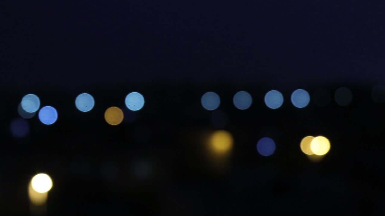가로등이 만들어내는 빛의 보케 무빙샷