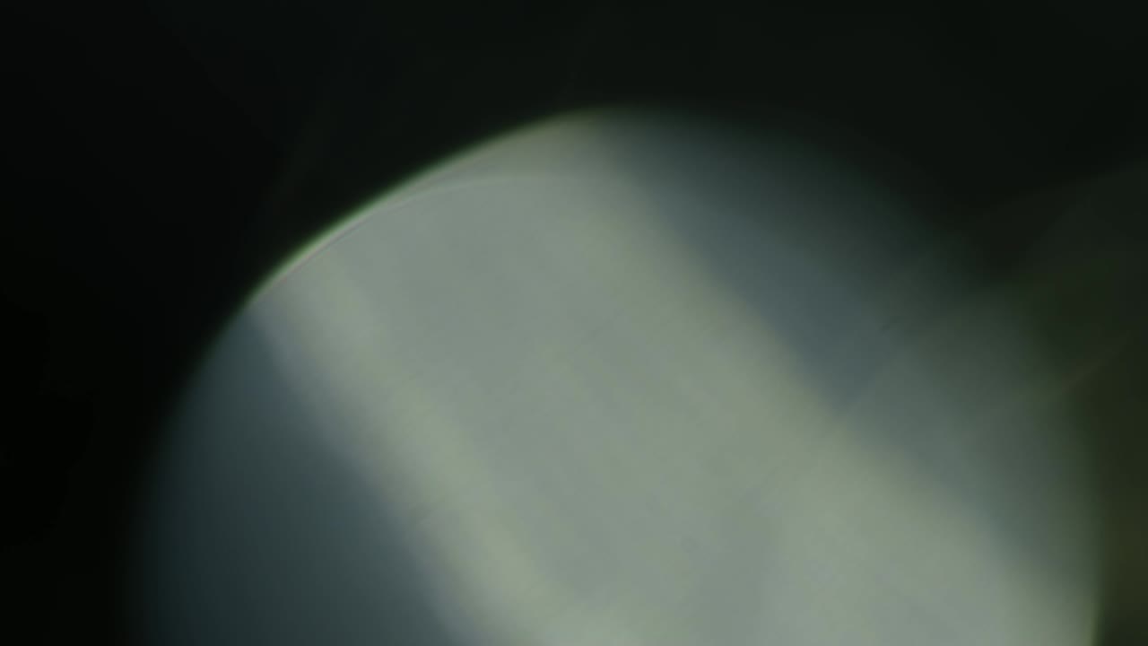 Light Leaks 4K footage. Lens glow flare bokeh overlays, burn flame background. Flash rays effect