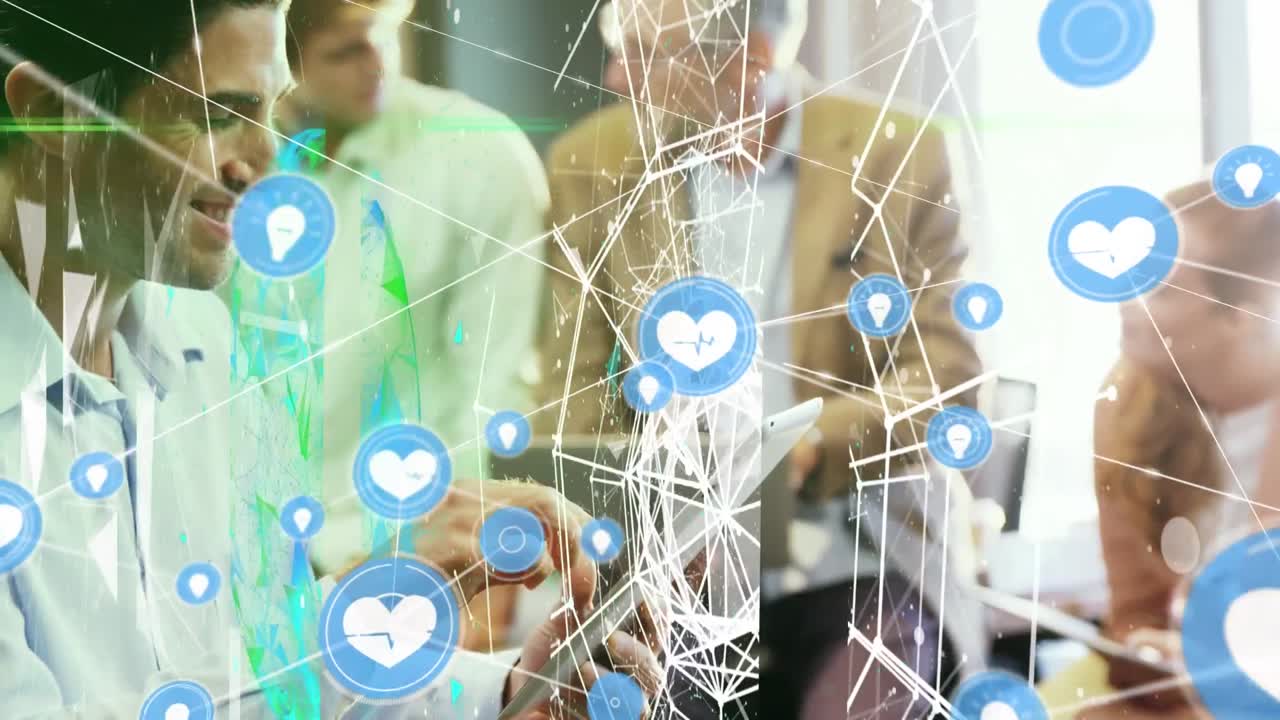 태블릿을 사용하는 다양한 비즈니스 사람들에 대한 아이콘과 연결 네트워크의 애니메이션