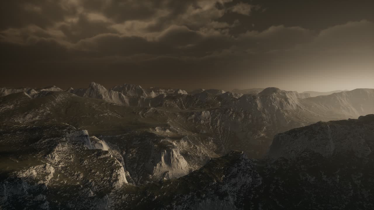 산의 계단 위의 극적인 하늘.