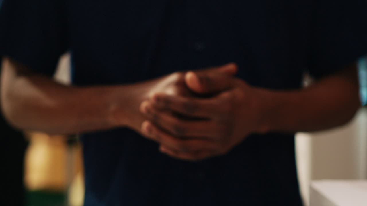 Hotel guest receiving access key card