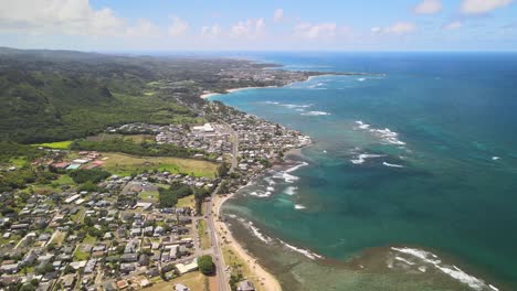 Vista-Aérea-Del-Océano-Y-Los-Canales-En-Oahu