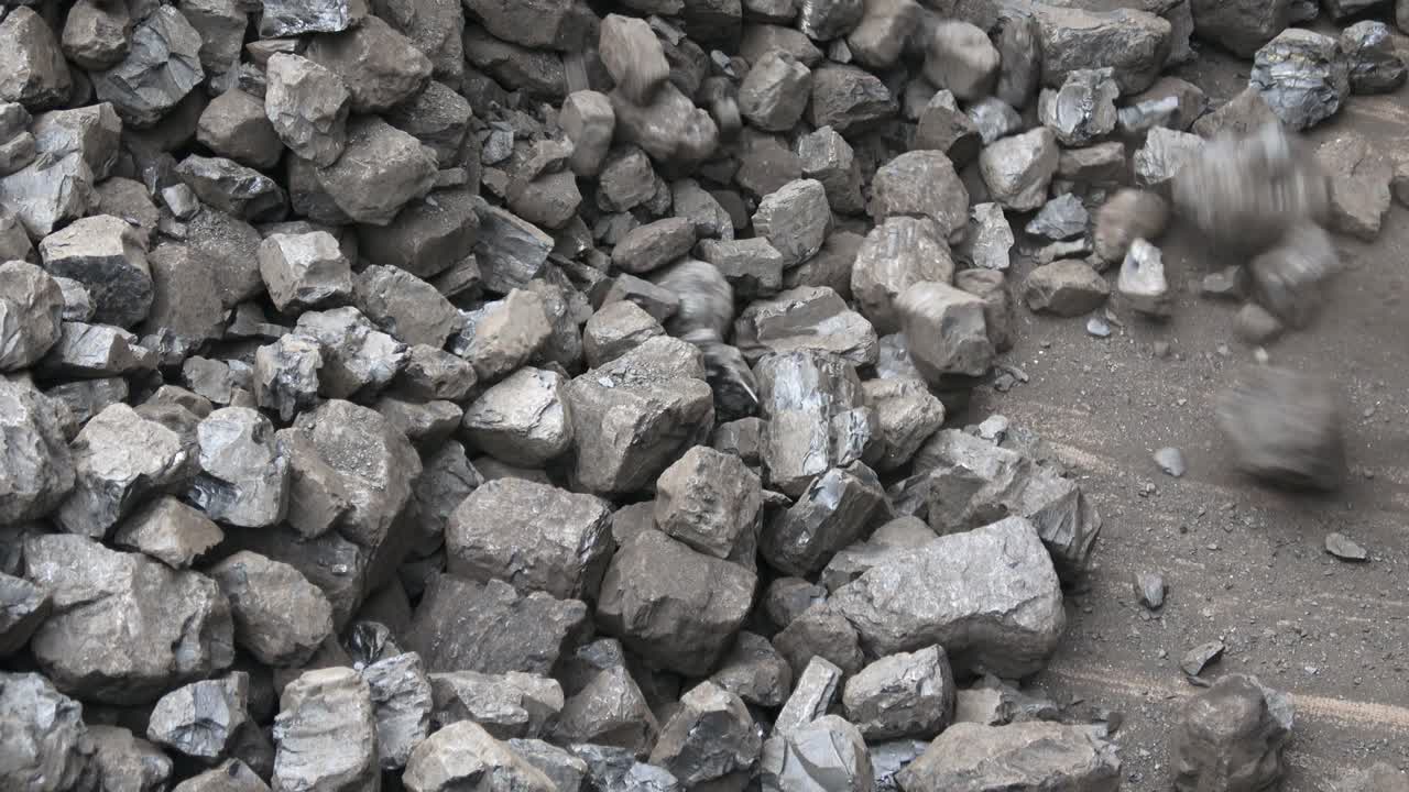 Shovel and coal, lignite storage