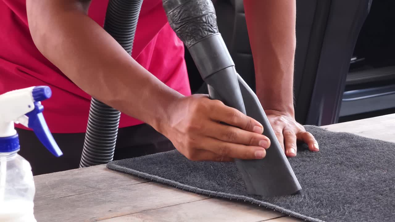Car Mat Vacuuming