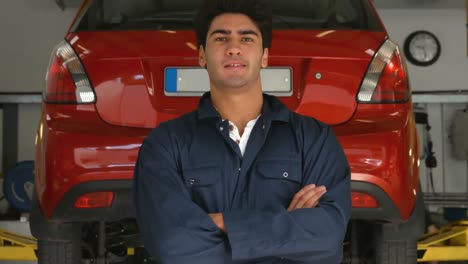 el guapo mecánico.