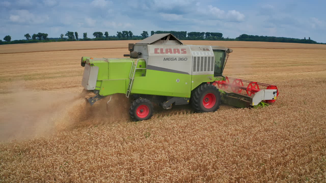 작물 수확기 밀 수확