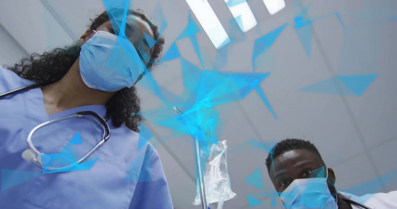 Infermiera strumentista che entra, attivando il team medico che regola la flebo, analizzando triangoli per la precisione