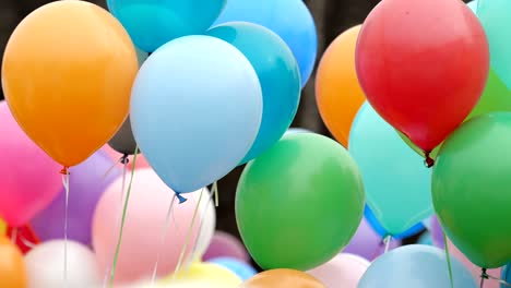 globos de helio de colores