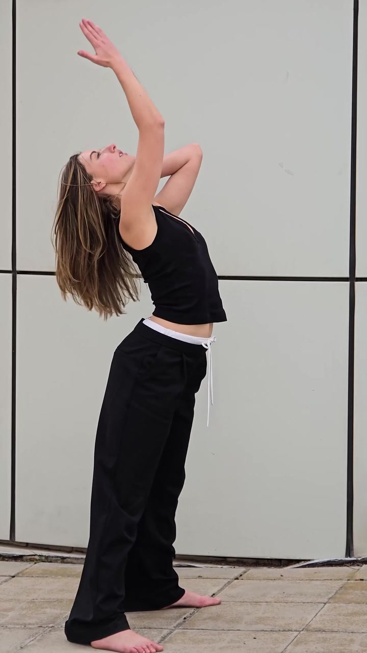 Dynamic dance expressions a captivating series of movements that inspire and engage