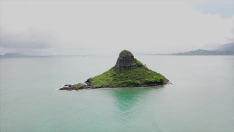 drone flying close to small island in hawaii.mp4