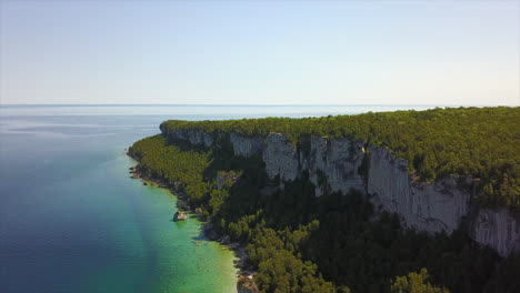 vertical rocky escarpment cliff on bruce peninsula, georgian bay