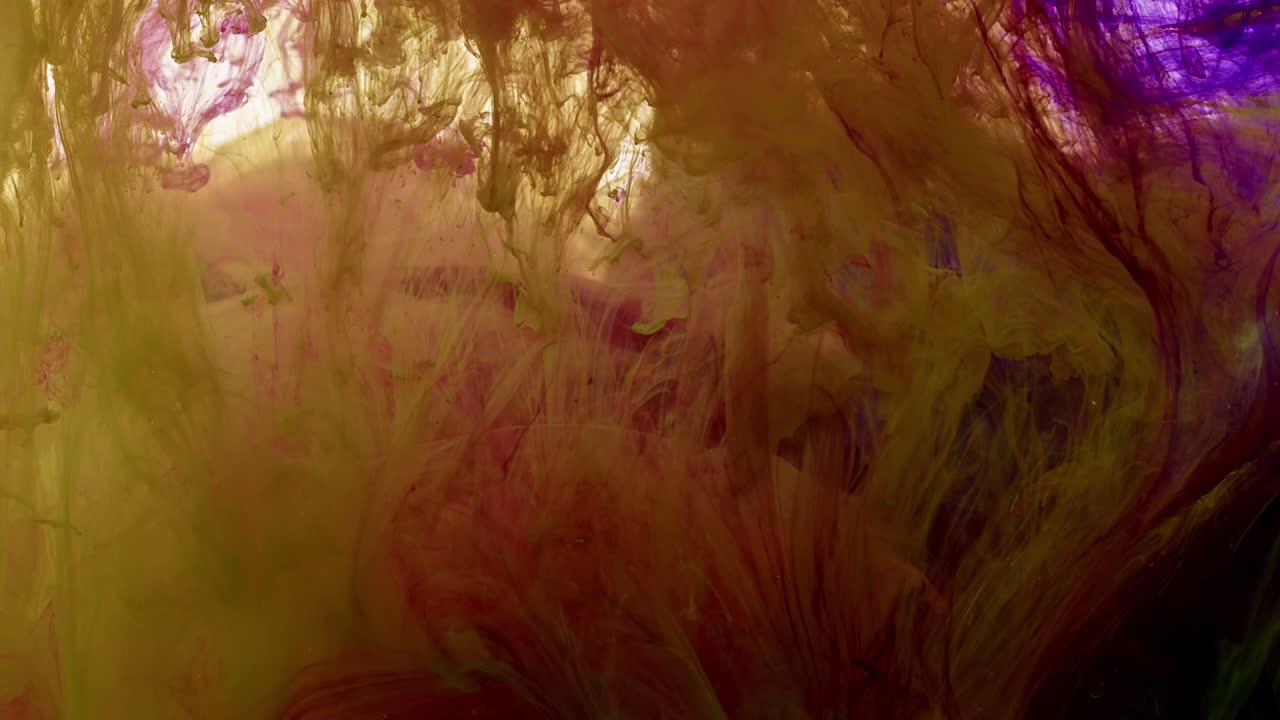 fotografía de cerca de las ruedas de engranajes negras girando