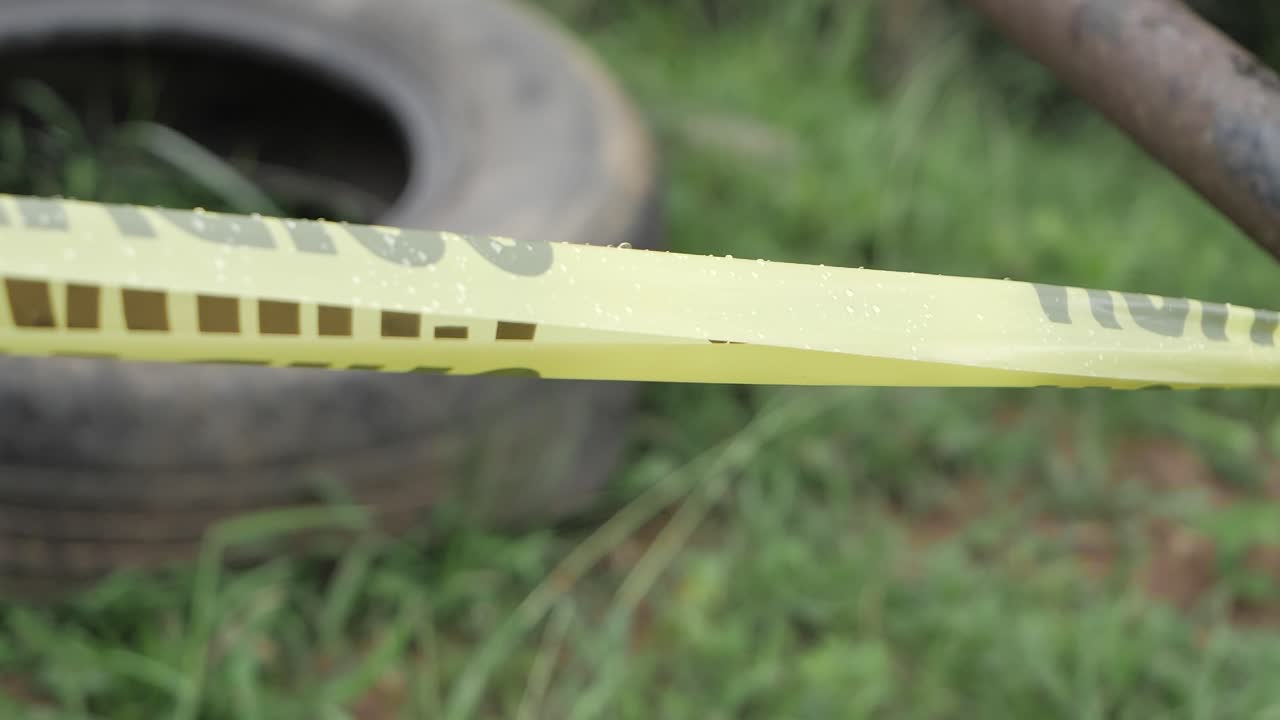 비 슬로우 모션 팬에주의 테이프