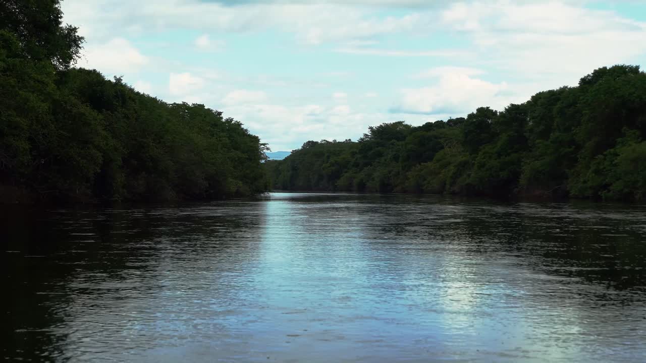 inclinando hacia arriba k tiro desde el medio de