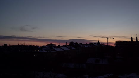Blick-Auf-Den-Sonnenuntergang-über-Gebäuden-In-Stockholm