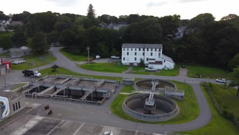 Schwenk-Um-Die-Abfallentsorgungsfabrik-In-Bath,-Maine