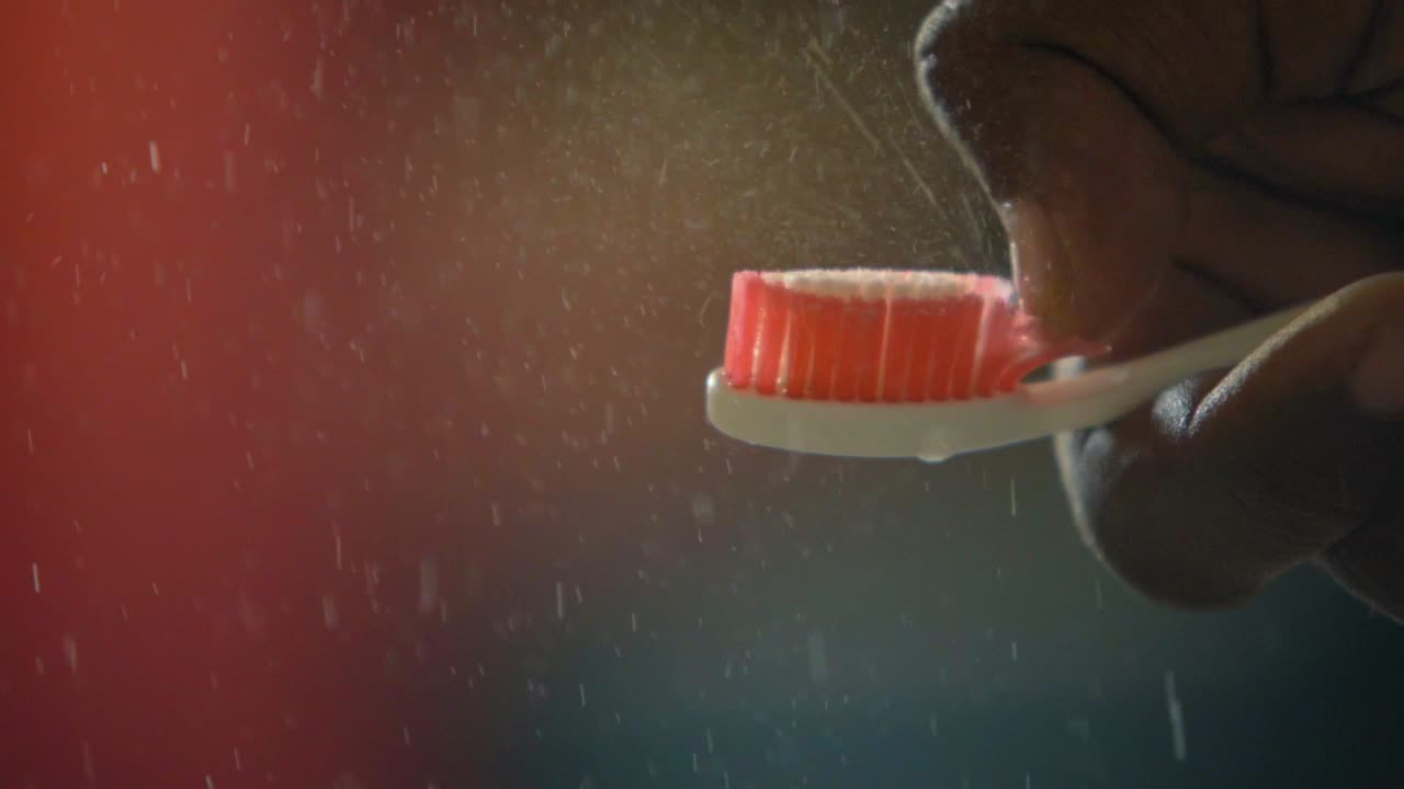 spray de limpieza de cepillo de dientes de agua rociar