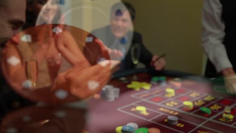 gente jugando al póquer en las vegas