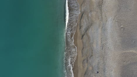 Coast-Waves-Overhead-View