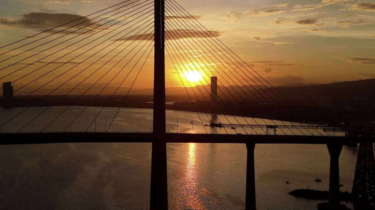 sacar zoom de la autopista de enlace de cebu cordova, ciudad de cebu filipinas