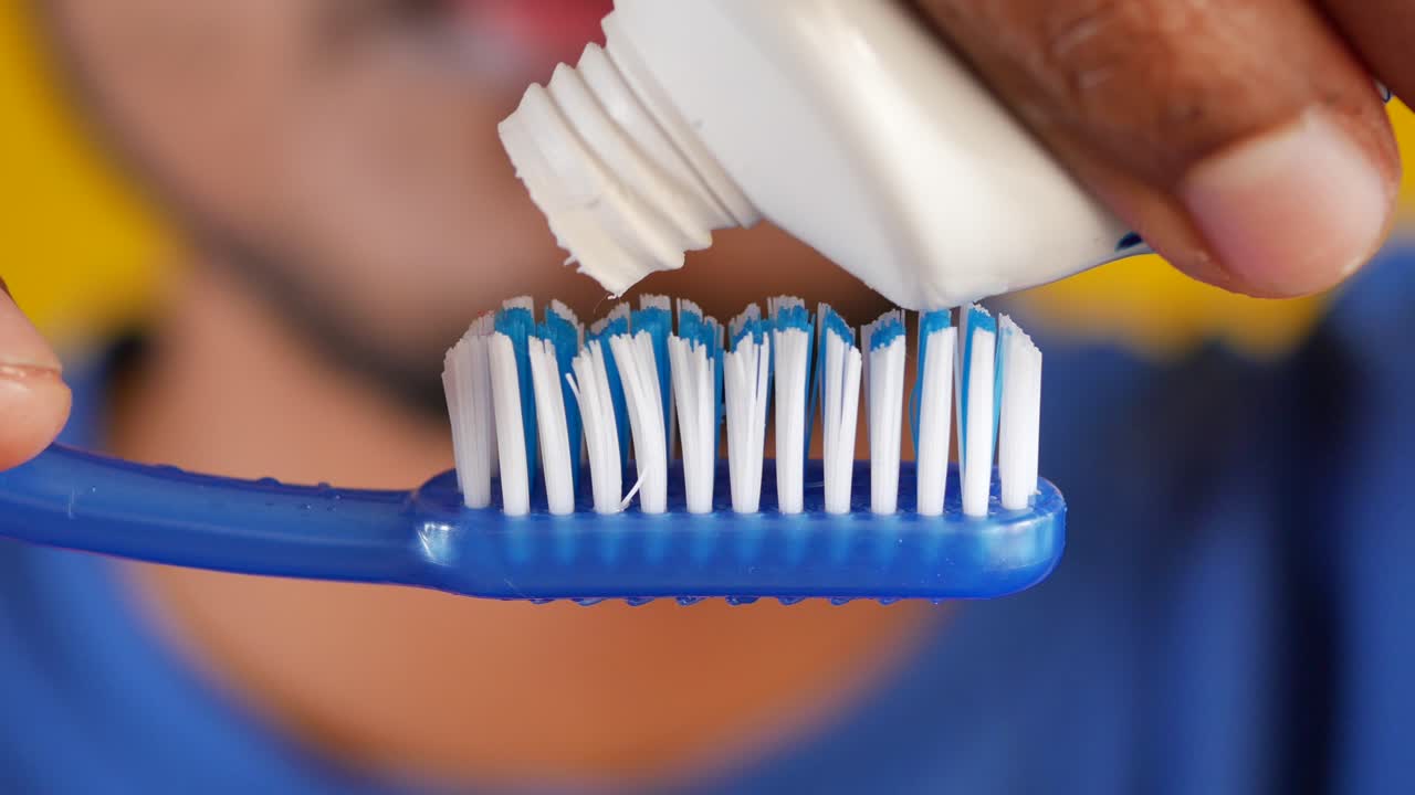 cepillo de dientes de mano con espacio para copiar