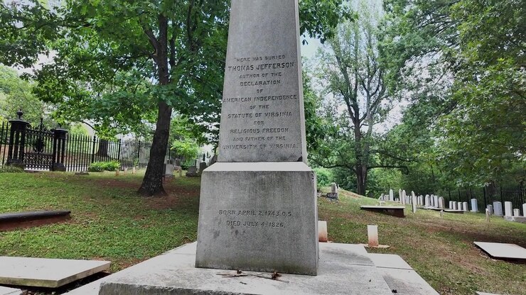 Tomba del Presidente Thomas Jefferson in Virginia.