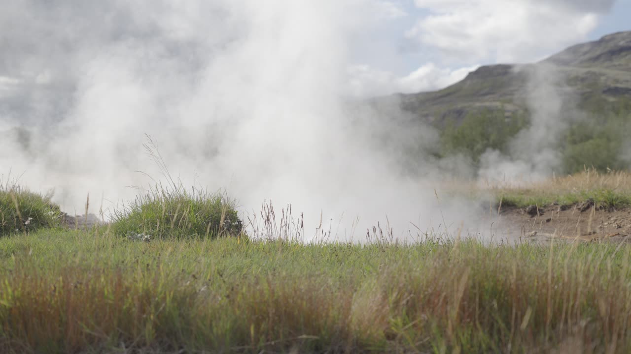 Geysers unleash Earth's energy in dramatic dance of steam and water