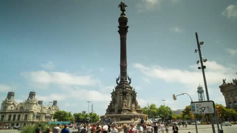 Colon-Statue-01