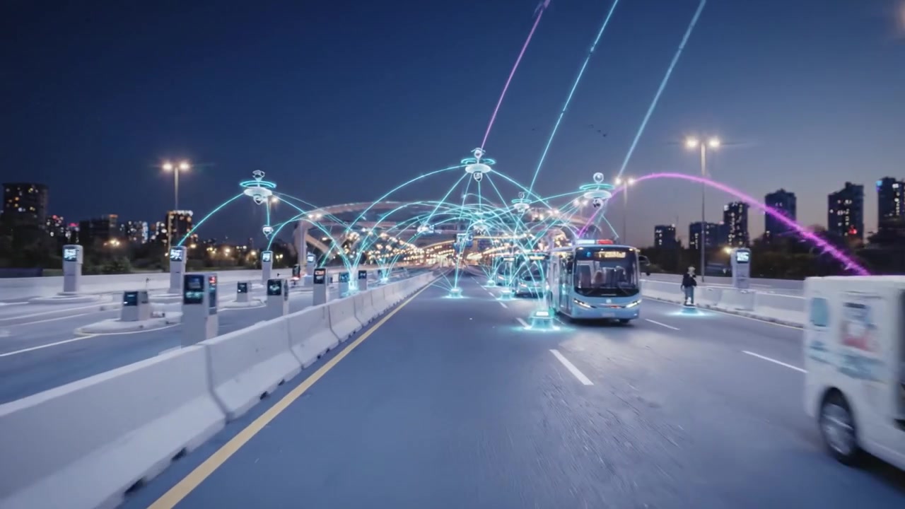 Scena di traffico cittadino futuristico con veicoli intelligenti e connettività migliorata in un vivace ambiente urbano con tecnologia interattiva ed effetti di luce.
