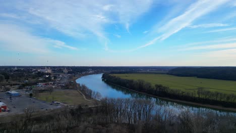 Río-Cumberland-Ubicado-En-Clarksville-Tennessee