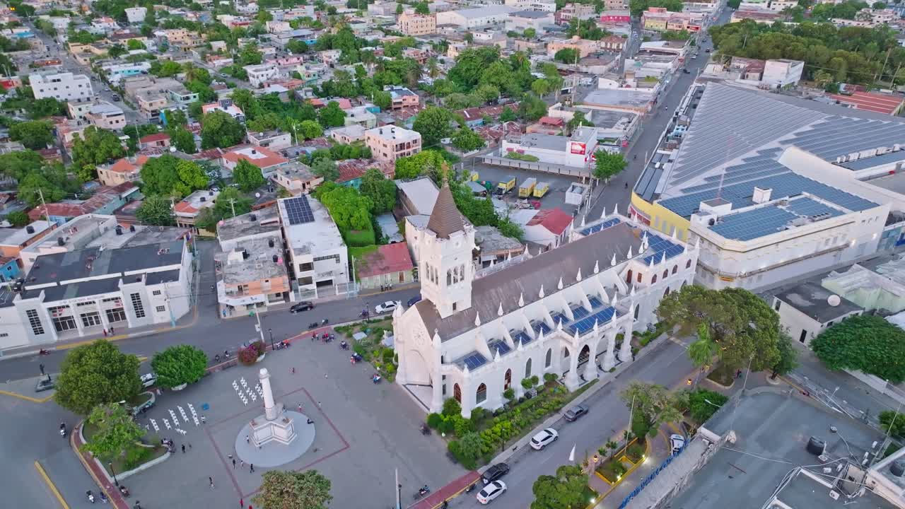 공중 도 도미니카 공화국의 역사적인 성 페드로 사도 교회