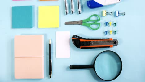 papelería y equipos de oficina