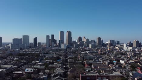 new orleans, louisiana skyline van het centrum, gezien vanuit de franse wijk