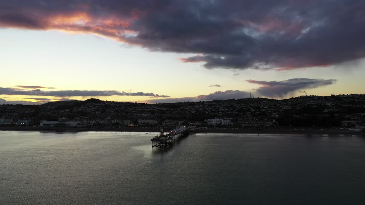 paignton pier lento pn puesta del sol devon reino unido