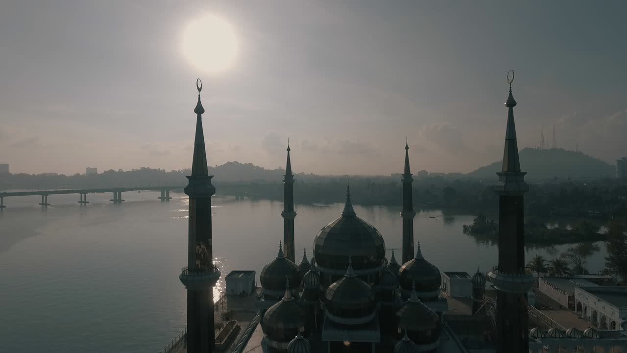 la mezquita de cristal.