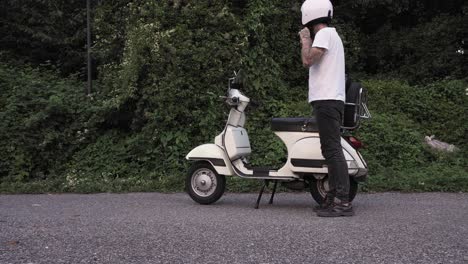 vespa piaggio 50 special 152 px 80s 70s retro scooter engine power