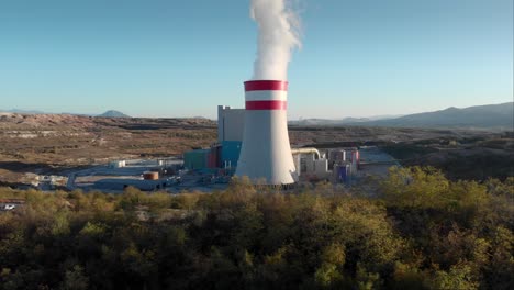 drones órbita humo vapor nueva central eléctrica de carbón planta dolly derecha puesta de sol