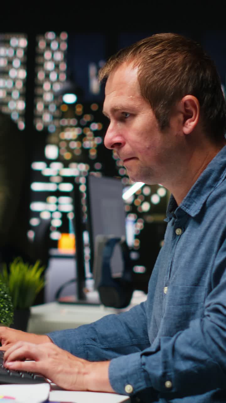 Vertical Video Professional architect uses AI neural network to create apartment layout