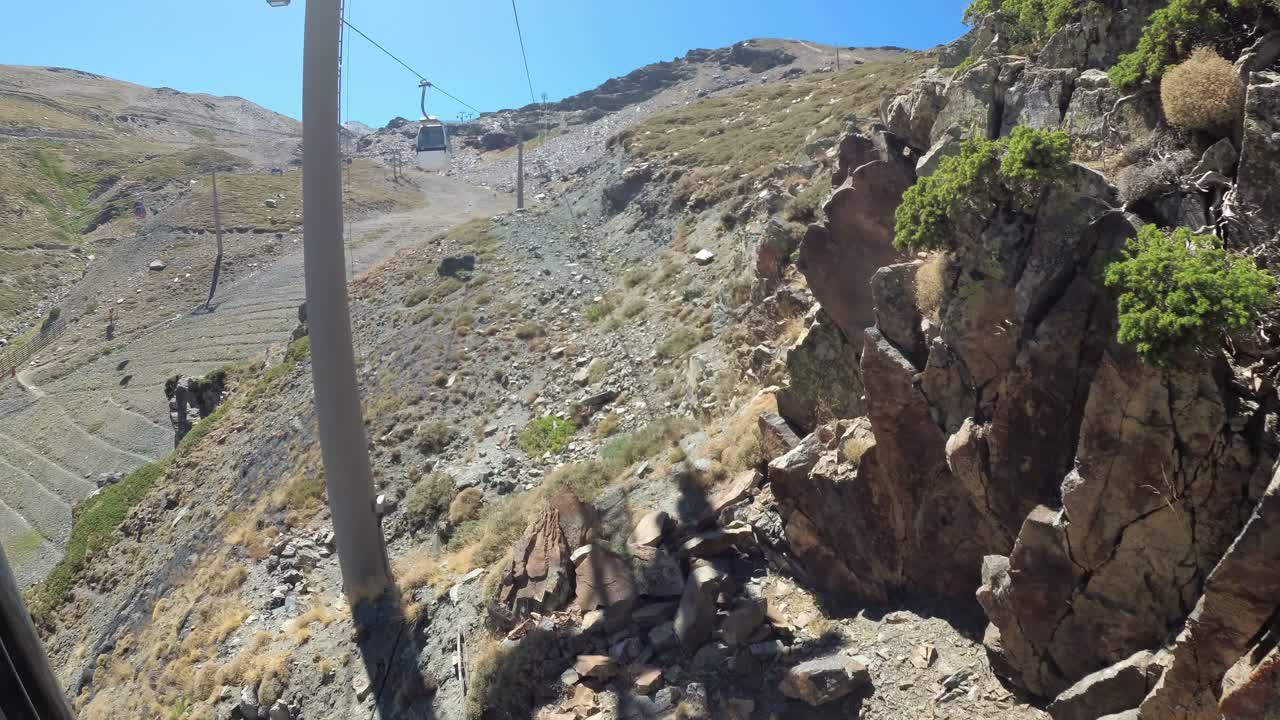 스페인 그라나다 시에라 네바다 여름 4k 드론과 액션캠 안정화-10